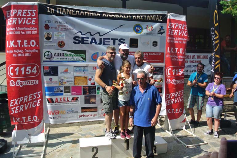 Το βάθρο της κατηγορίας Ε: Μάριος Ηλιόπουλος, Κώστας Ψιλιώτης και Θανάσης Κουρνιάτης...