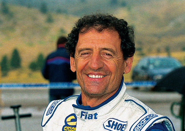 Ο Κώστας Στεφανής ψηφίστηκε ο καλύτερος συνοδηγός από τον κόσμο αλλά για κάπoιους το όνομά του δεν πρέπει να υπάρχει...