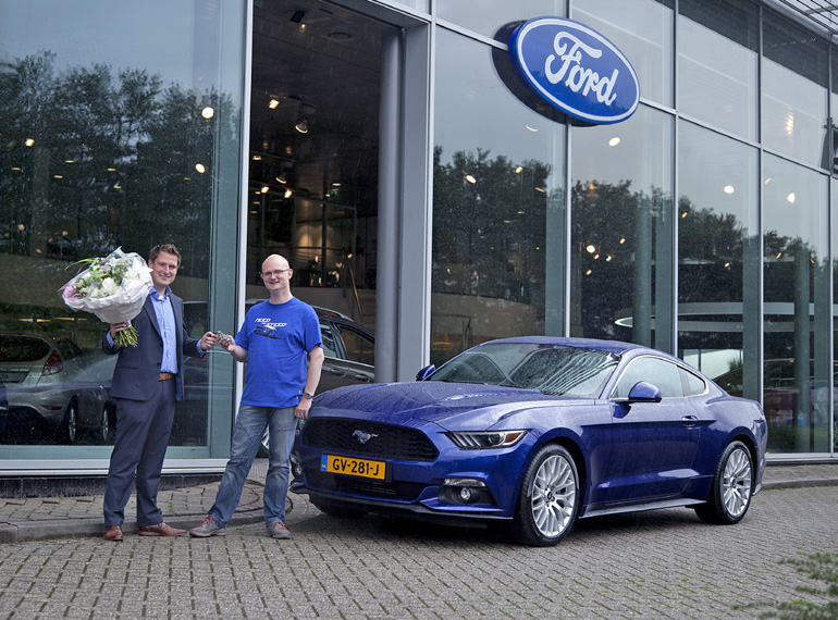 O πρώτος τυχερός ιδιοκτήτης Mustang στην Ολλανδία..