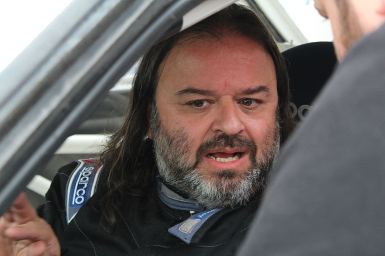 O εφοπλιστής Μάριος Ηλιόπουλος μετά τις δωρεές σε Η/Υ για σχολεία, μπαριέρες σε δρόμους κ.λ.π. έκανε δωρεά και εισιτήρια στα πλοία του για όλους τους οδηγούς που τρέχουν σε αγώνες του πανελληνίου πρωταθλήματος αναβάσεων!!!