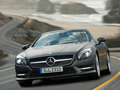 Εξήντα χρόνια από τότε που κυκλοφόρησε η Mercedes SL Εξήντα χρόνια από τότε που κυκλοφόρησε η Mercedes SL