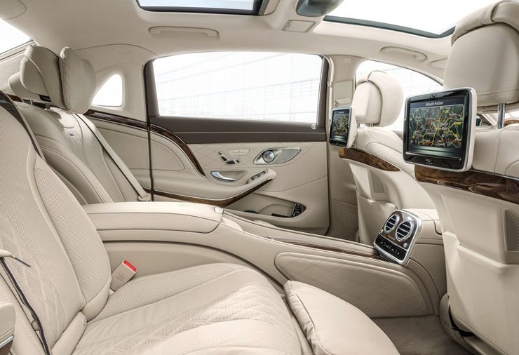 Από όποια πλευρά και να κοιτάξεις μένεις με το στόμα ανοιχτό...