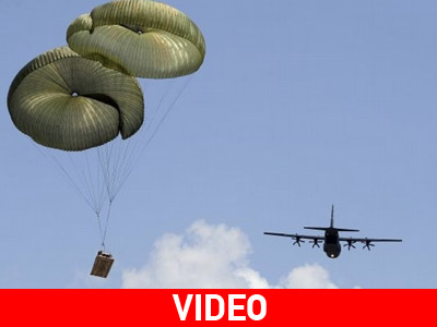 Δείτε πως… πετάνε τα Hummer από αεροσκάφος!!!
