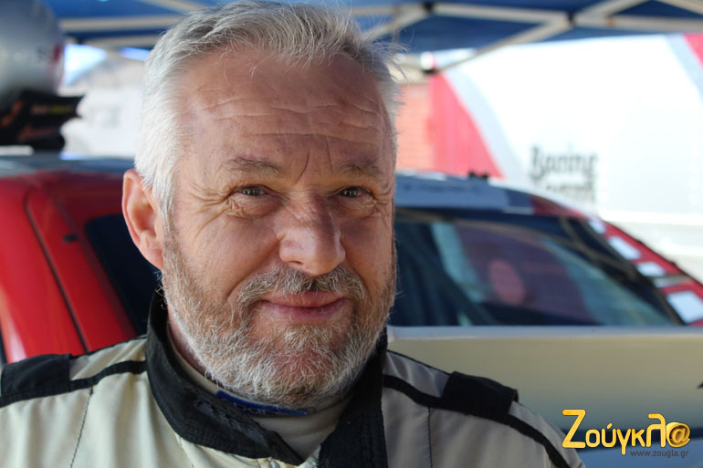 Ο Μιχάλης Ευθυμίου όχι μόνο κερδίζει τα... χρονόμετρα αλλά κερδίζει και την αγάπη του κόσμου με τον χαρακτήρα του