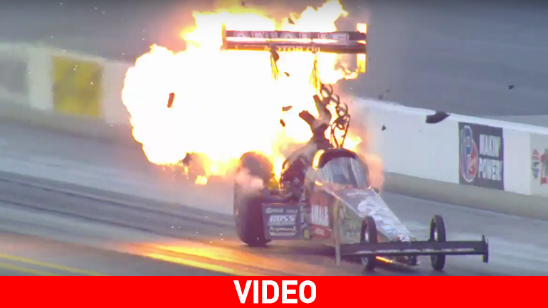 Εντυπωσιακό video από… σπασμένο κινητήρα σε αγώνα Dragster Εντυπωσιακό video από… σπασμένο κινητήρα σε αγώνα Dragster