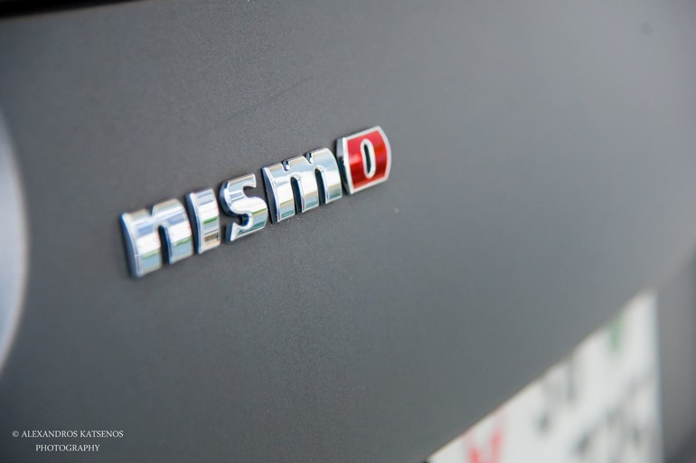 Αυτό το λογότυπο θέλεις να το βλέπεις, να το ξαναβλέπεις πολλές φορές.... Δεν το βαριέσαι με τίποτα!