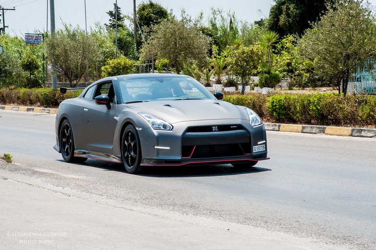 Ένα από τα 200 που κυκλοφορούν στον κόσμο εθεάθη στην Ελλάδα!!! τυχεροί όσοι το είδαν από κοντά. Οι υπόλοιποι ας το απολαύσουν από τις φωτογραφίες!