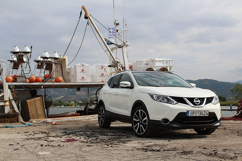 Το Nissan Qashqai είναι ένα καθημερινό αυτοκίνητο αλλά διαθέτει εξοπλισμό που συναντούμε σε πολύ ακριβά μοντέλα...