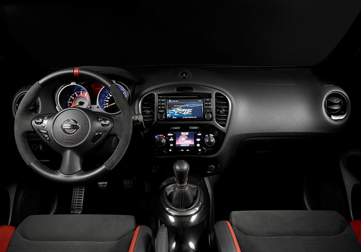 Οι σπορ πινελιές βρίσκονται και εντός καμπίνας!