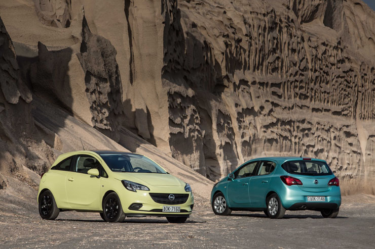 Opel Corsa σε τρίθυρη και πεντάθυρη έκδοση