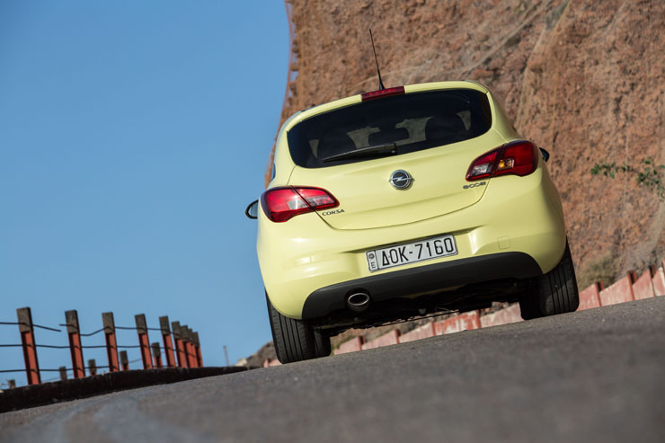 Κλασικές γραμμές Opel...