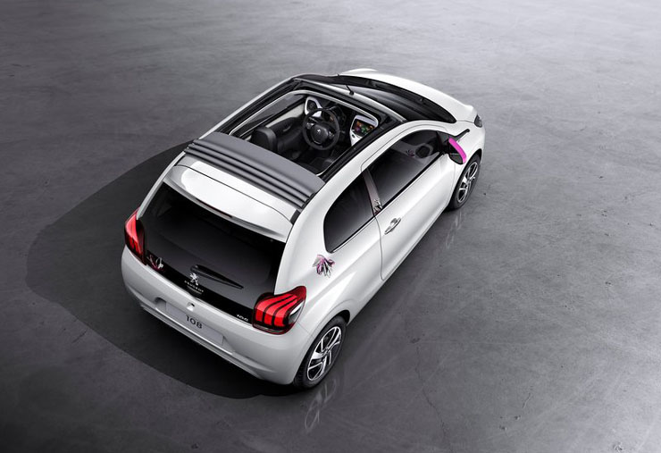 Το 108 είναι διαθέσιμο και με μεγάλη οροφή που ανοίγει και αλλάζει τον χαρακτήρα...