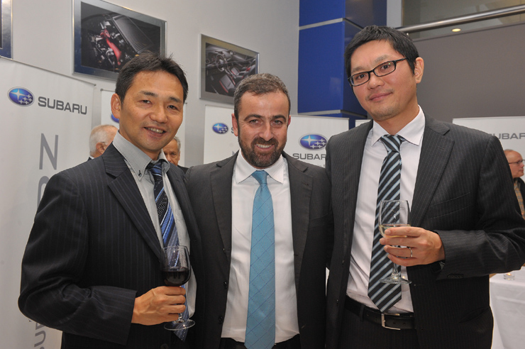 Ο Γιάννης Χελιμιάν με τον πρόεδρο της Subaru Ιταλίας Takashi Yamada και τον εμπορικό διευθυντή της Subaru Ιταλίας Akito Takino