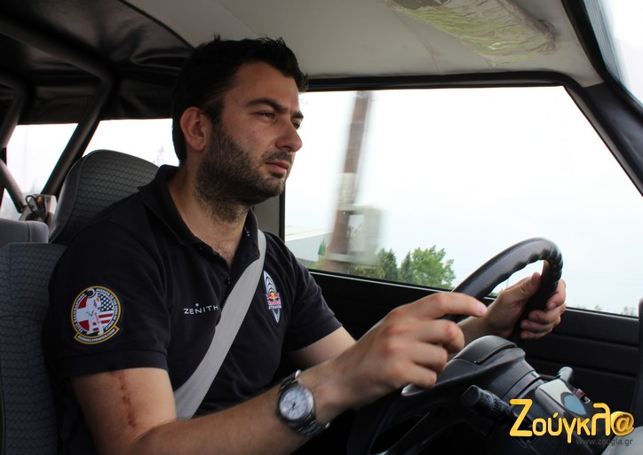 Το zougla.gr είναι το πρώτο ελληνικό Μέσο που κατάφερε να βρεθεί πίσω από το τιμόνι του πρωτότυπου Pony