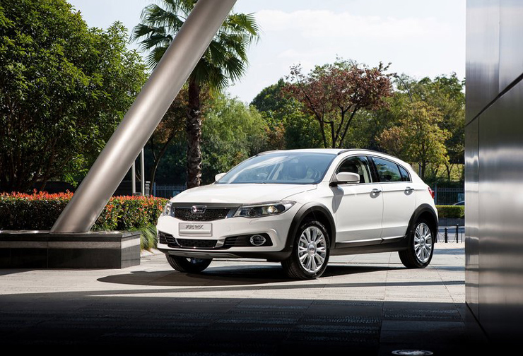 Οι σχεδιαστικές γραμμές του Qoros 3 δεν παιρνούν απαρατήρητες...