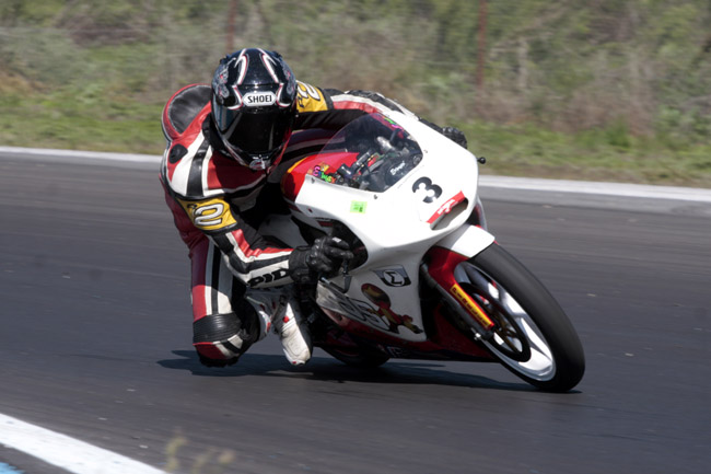 Ο Δημήτρης Καρακώστας ήταν εκεί για να προετοιμαστεί για τα προκριματικά του Red Bull MotoGP Rookies Cup Selection Event 2015.