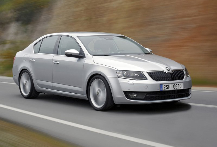 Πάρτι φάνηκε πως κάνει η Skoda Octavia στην κατηγορία της, κάτι που μαρτυρούν οι πωλήσεις. Συνολικά το 2014 διατέθηκαν 1.210 Octavia και ακολούθησαν BMW Series 3 και Mercedes CLA με 478 και 419 πωλήσεις αντίστοιχα. 