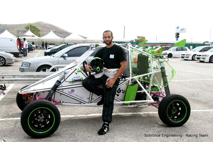 O Βαγγέλης Σωτήρχος ξεκίνησε για.. πλάκα και δημιούργησε ένα εντυπωσιακό buggy