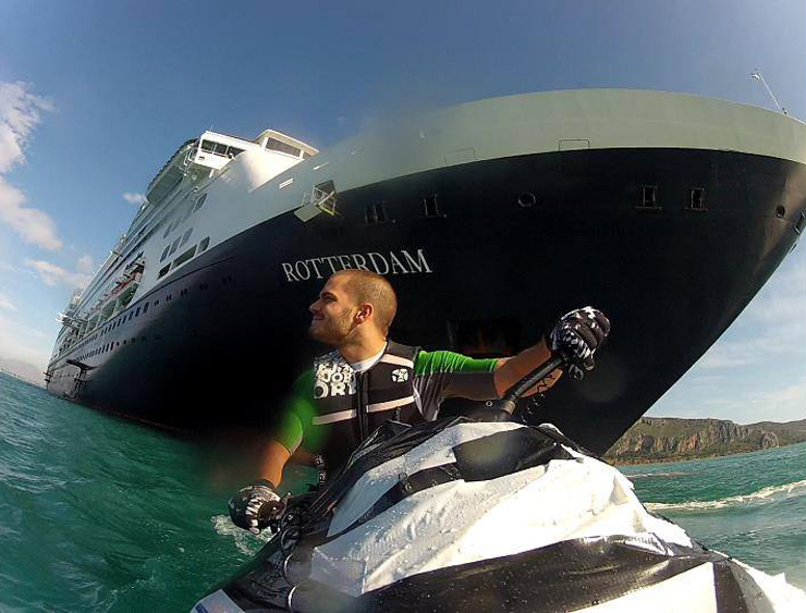 Κρίμα που η οικογένεια των φίλων Jet Ski έχασε ένα δικό της άνθρωπο...