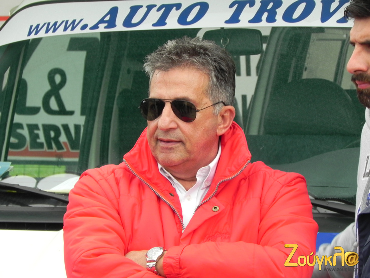 Ο Στράτος Φωτεινέλης εξέφρασε την άποψή του για την ανάβαση Δερβενοχωρίων και όπως αποδείχτηκε σε κάπιους δεν άρεσε και πολύ...