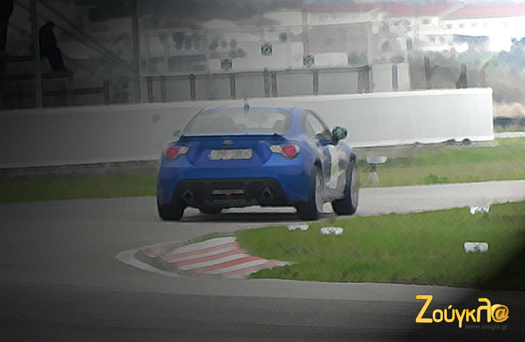 Σαν.. ζωγραφιά είναι το ιαπωνικό μοντέλο...