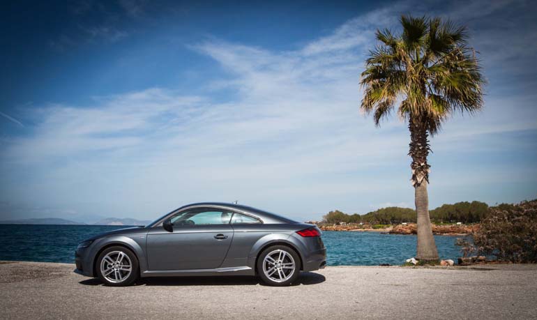 Σε αυτή την φωτογραφία φαίνεται ξεκάθαρα πως δεν έχει ξεφύγει σχεδιαστικά από την πρώτη γενιά...