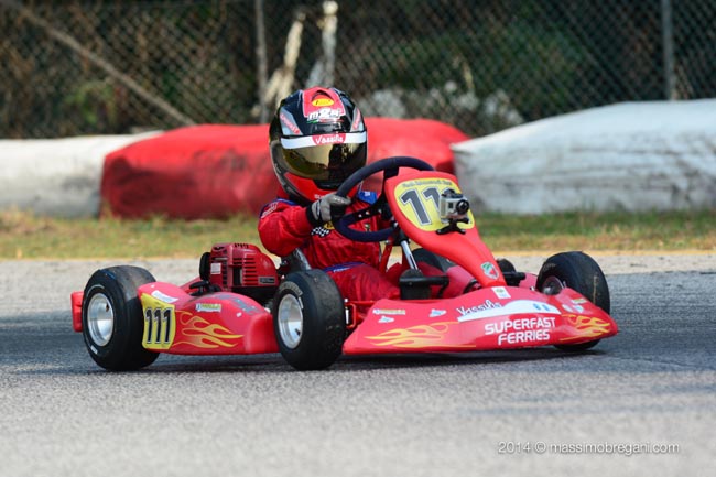 Ο Βασίλης Σταθακόπουλος είναι μόλις 5.5 ετών...