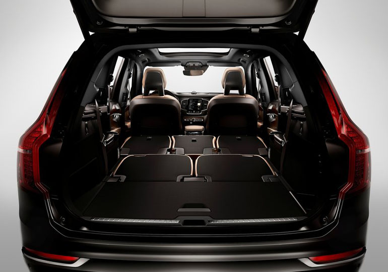 Με τέτοιο χώρο κάνεις εύκολα και μετακομίσεις...