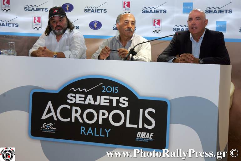 Ο Βασίλης Παναγόπουλος (δεξιά) μέλος ΔΣ της ΕΚΟ αναφέρθηκε στον μεγάλο αγώνα τον οποίο η εταιρεία πετρελαιοειδών θα στηρίξει και φέτος