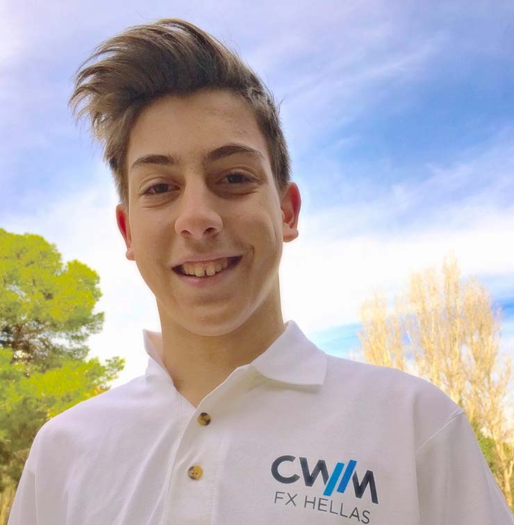 Χαμόγελα από τον Νότη Παπαπαύλου που ετοιμάζεται για να παίξει... μπάλα!!!