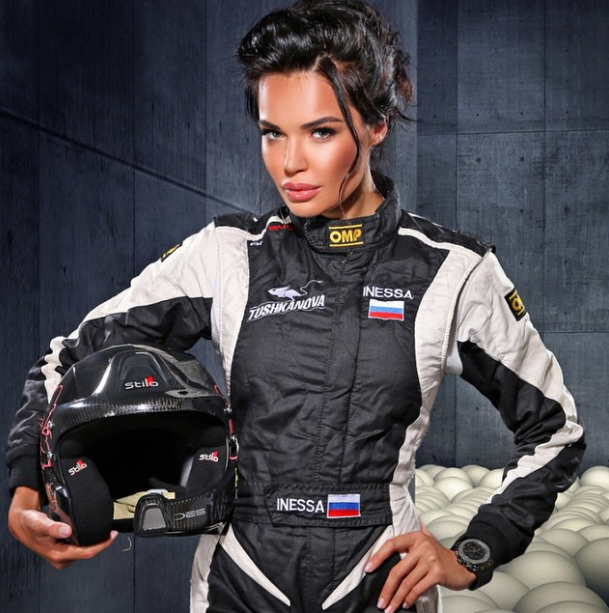 Ωραία.. αγωνιστική φόρμα