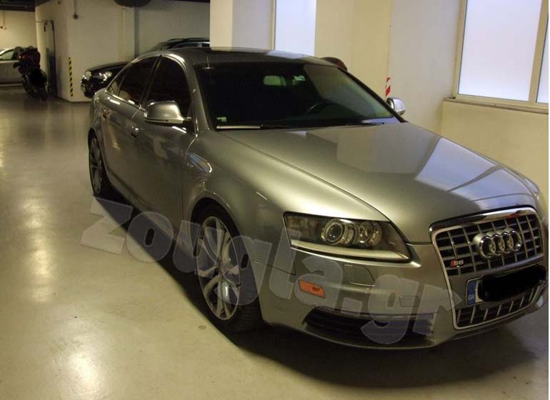 Μέχρι πριν από λίγα 24ωρα υπήρχε και το S6 σε ασημί χρώμα αλλά... πουλήθηκε! 