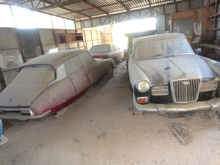 Να κρύβεις τέτοιο... θυσαυρό σε έναν εγκατελειμένο αχυρώνα