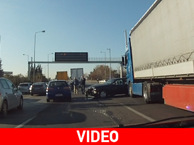 Τρακάρισμα στην εθνική με δύο νταλίκες και ένα ΙΧ