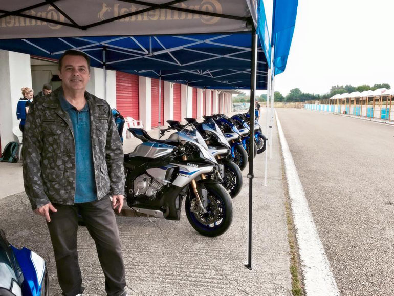 Ο Δημήτρης Διατσίδης ετοιμάζεται για την δοκιμή...