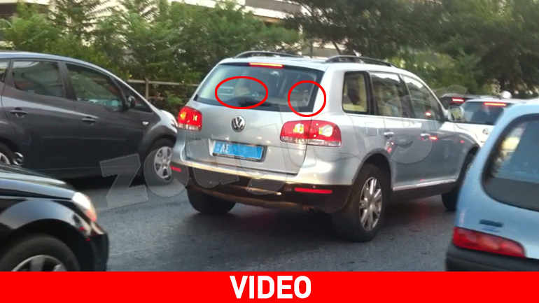 Έβαλαν παιδιά στο πορτ μπαγκάζ σε αυτοκίνητο Διπλωματικού Σώματος….