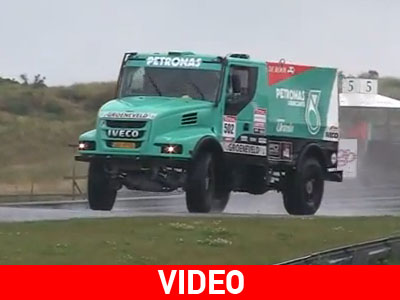 Νταλίκα με το… πλάι (και όπου πάει!)