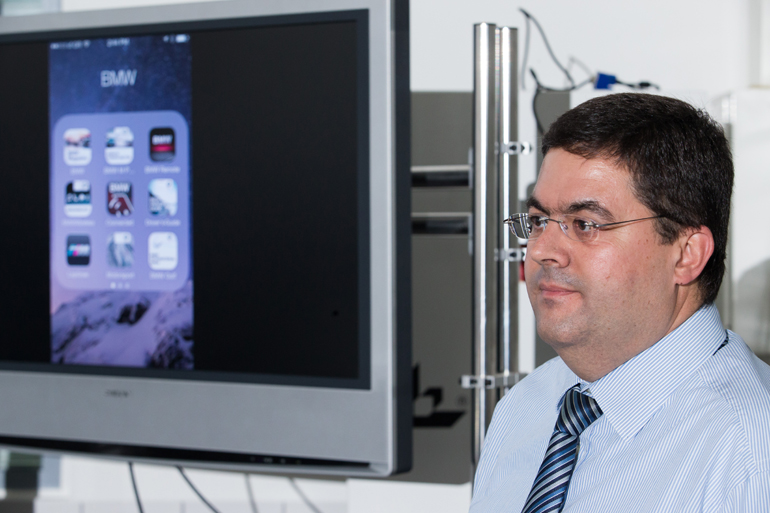 Σύμφωνα με τον Νίκο Νικολαΐδη, εκπαιδευτή στο BMW Training Centre η διαδικασία ελέγχου χιλιομέτρων σε ένα αυτοκίνητο BMW είναι πολύ εύκολη υπόθεση...