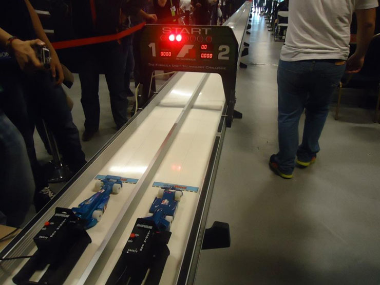 Σε μία τέτοια πίστα γίνεται ο αγώνας των μαθητών