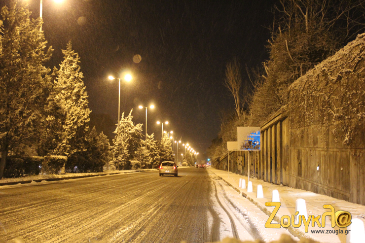 Η λεωφόρος Κηφισίας στο ύψος του άλσους Συγγρού...