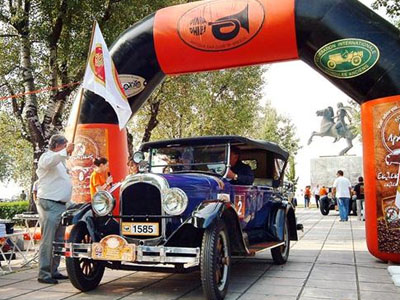 Γιορτάζει τα 40 της χρόνια η λέσχη κλασικού αυτοκινήτου ΦΙΛΠΑ Γιορτάζει τα 40 της χρόνια η λέσχη κλασικού αυτοκινήτου ΦΙΛΠΑ