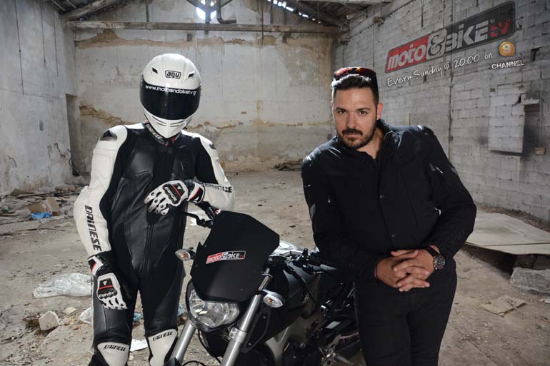 Εκπλήξεις ετοιμάζει από τη νεα τηλεοπτική σεζόν ο Γιάννης Κατσιμπάρος