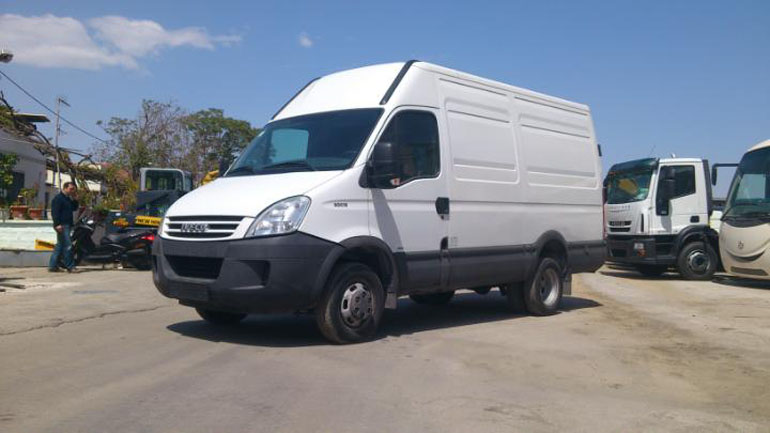 Αυτό το κλειστό van της IVECO θα δημοπρατηθεί σε λίγες ημέρες...