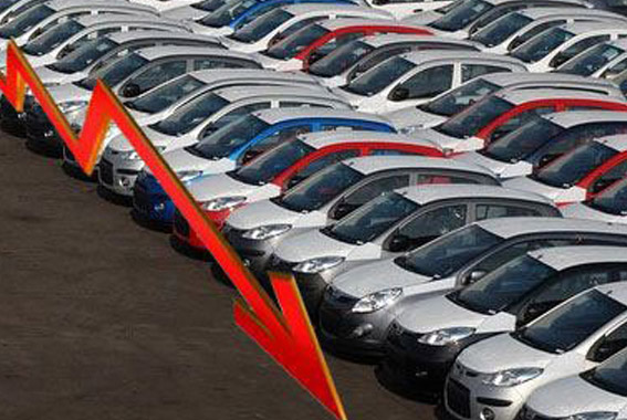 Η αγορά του αυτοκινήτου έχει πέσει στον... πάτο