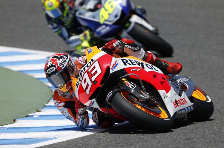 H RC213V-S που θα κυκλοφορήσει για το... δρόμο πλησιάζει πολύ στην καθαρόαιμη αγωνιστική μοτοσικλέτα που έτρεχε στο MotoGP τις χρονιές 2013 και 2014...