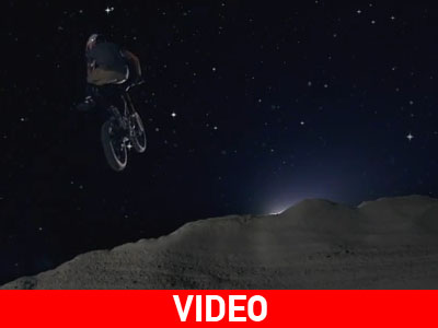 Η Red Bull έκανε νυχτερινό γύρισμα στο Σαρακίνικο της Μήλου