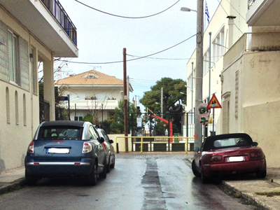 Ελληνικό παρκάρισμα…