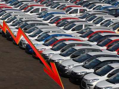 «Βουλιάζει» και άλλο η αγορά αυτοκινήτου