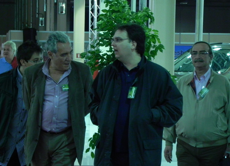 Παλαιότερη φωτογραφία από έκθεση αυτοκινήτου και με συναδέρφους του από την Θεσσαλονίκη...