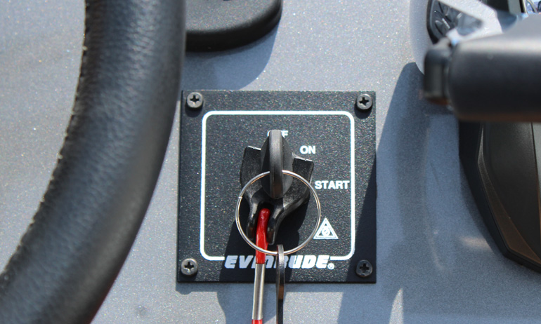 Γυρίζεις το κλειδί και ετοιμάζεσαι για άλλα.. κόλπα!